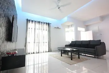 Shamrock Beach Villas Penang Seaview Tanjung Bungah