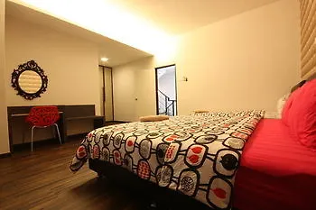 Shamrock Beach Villas Penang Seaview تانجونغ بونغاه